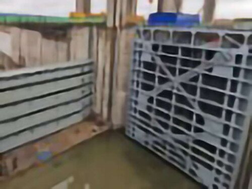 液压对开式钢制拦水闸门整体结构