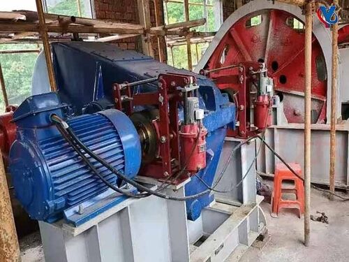 污水处理厂卷扬启闭机主图