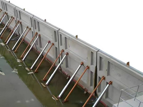 自动翻板闸门无动力水力自控渠道排灌翻板闸厂家批发产品实物图