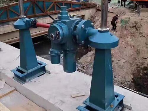 高承重螺杆启闭机抗负荷不变形河道闸门启闭设备厂家产品实物图